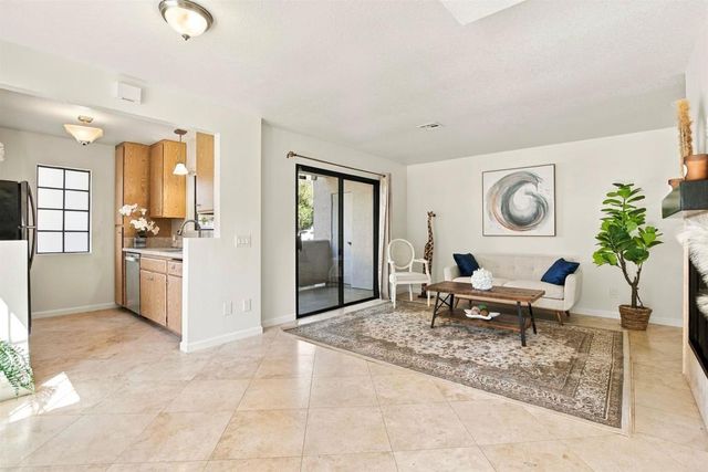 10329 Azuaga Street 257, San Diego, CA 92129