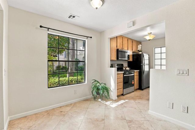 10329 Azuaga Street 257, San Diego, CA 92129