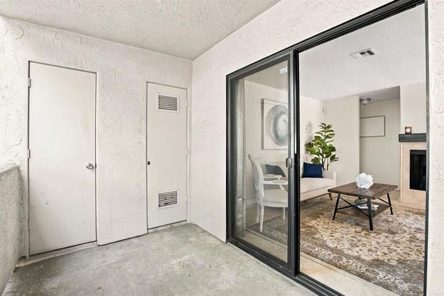 10329 Azuaga Street 257, San Diego, CA 92129