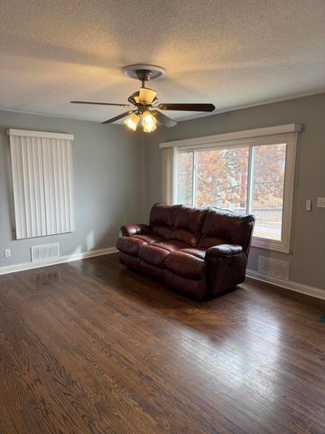 10920 Thielen Street, St. John, IN 46373