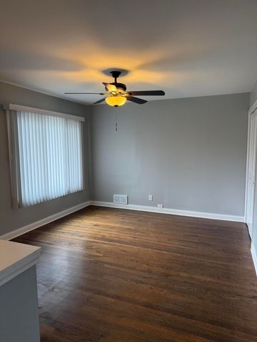 10920 Thielen Street, St. John, IN 46373