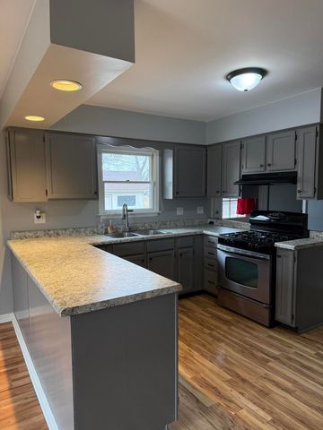 10920 Thielen Street, St. John, IN 46373