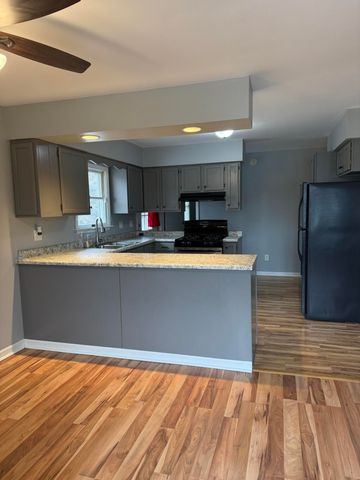 10920 Thielen Street, St. John, IN 46373