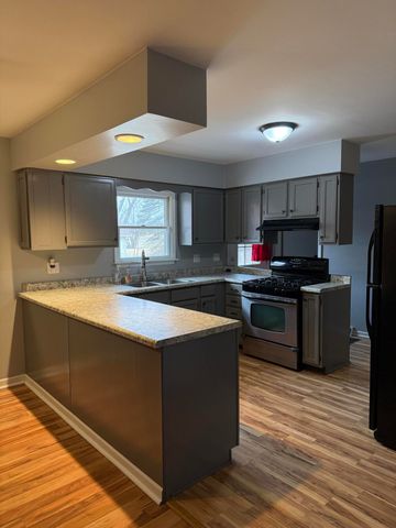 10920 Thielen Street, St. John, IN 46373