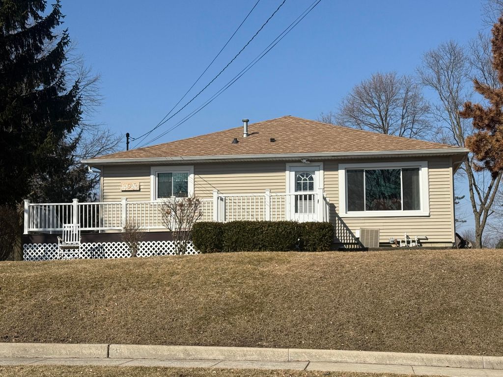 10920 Thielen Street, St. John, IN 46373