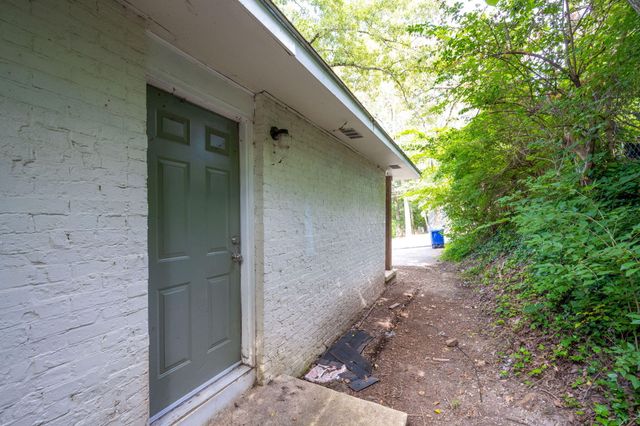 392 Booth Road, Chattanooga, TN 37411