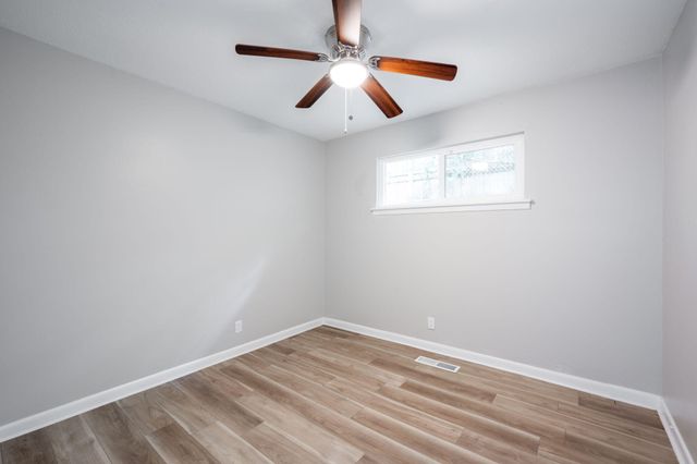 392 Booth Road, Chattanooga, TN 37411