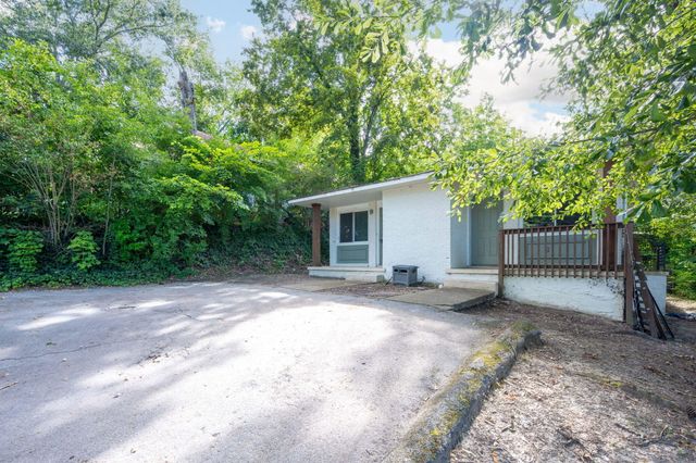 392 Booth Road, Chattanooga, TN 37411