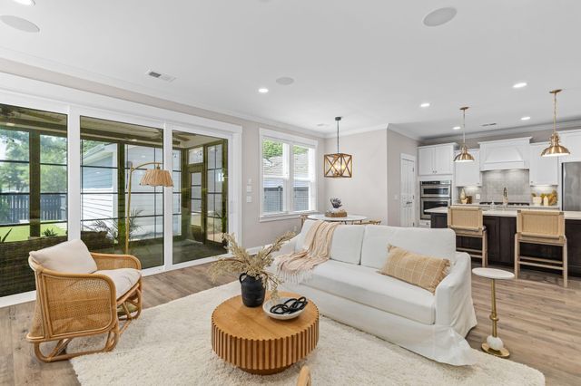 1977 Shadetree Boulevard, Johns Island, SC 29455
