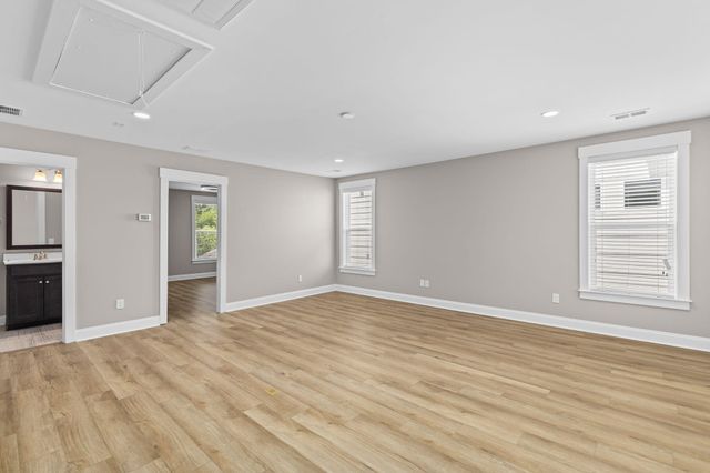 1977 Shadetree Boulevard, Johns Island, SC 29455