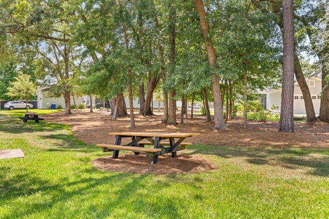 1977 Shadetree Boulevard, Johns Island, SC 29455