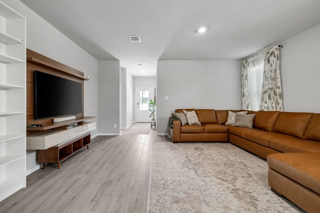 6736 Windfall Drive, Fort Worth, TX 76135