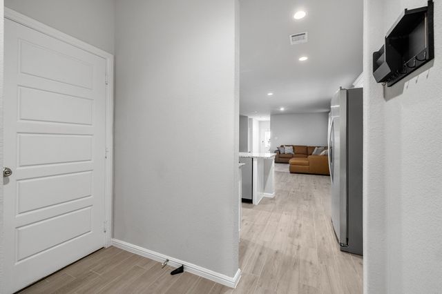 6736 Windfall Drive, Fort Worth, TX 76135