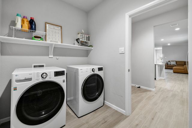 6736 Windfall Drive, Fort Worth, TX 76135