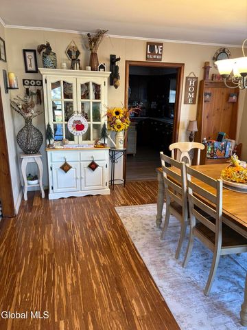 54 Ten Broeck Avenue, Greenport, NY 12534