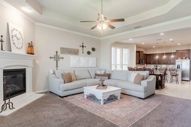124 Gill Point Lane, Aledo, TX 76008