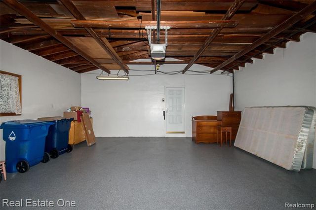 1353 Bielby Street, Waterford, MI 48328