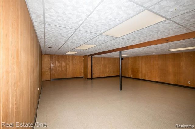 1353 Bielby Street, Waterford, MI 48328