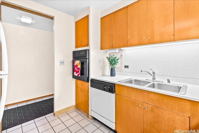 1350 Ala Moana Boulevard 810, Honolulu, HI 96814