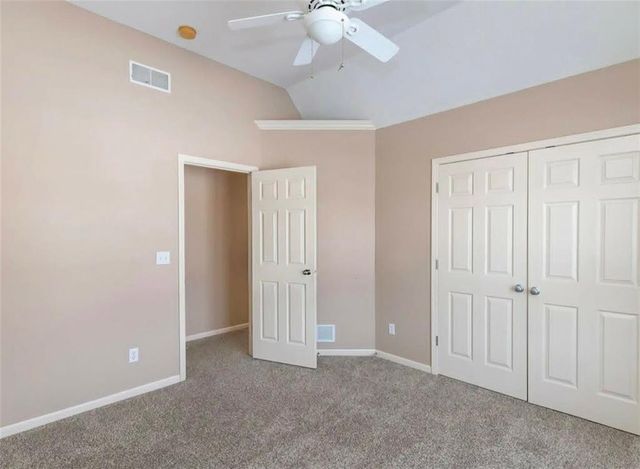 5701 NE Hidden Meadow Drive, Lee's Summit, MO 64064