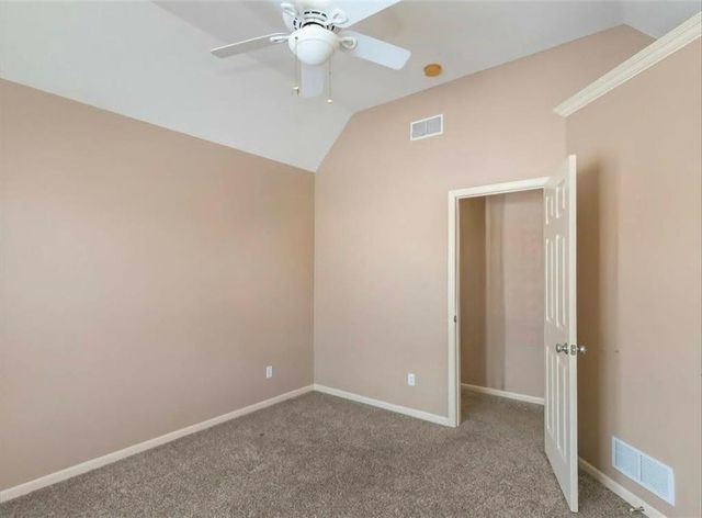 5701 NE Hidden Meadow Drive, Lee's Summit, MO 64064