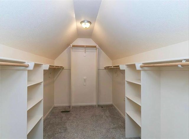 5701 NE Hidden Meadow Drive, Lee's Summit, MO 64064