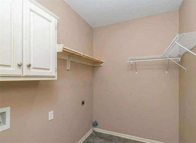 5701 NE Hidden Meadow Drive, Lee's Summit, MO 64064