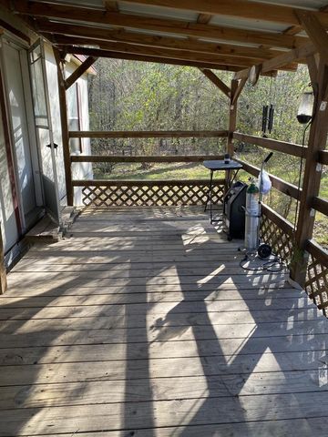 889 Rio Grande, Goodrich, TX 77351