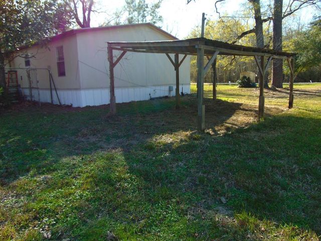 889 Rio Grande, Goodrich, TX 77351