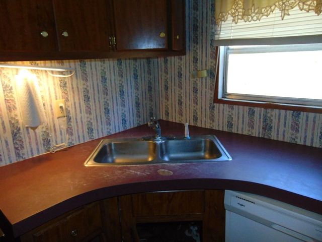 889 Rio Grande, Goodrich, TX 77351