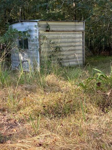 889 Rio Grande, Goodrich, TX 77351