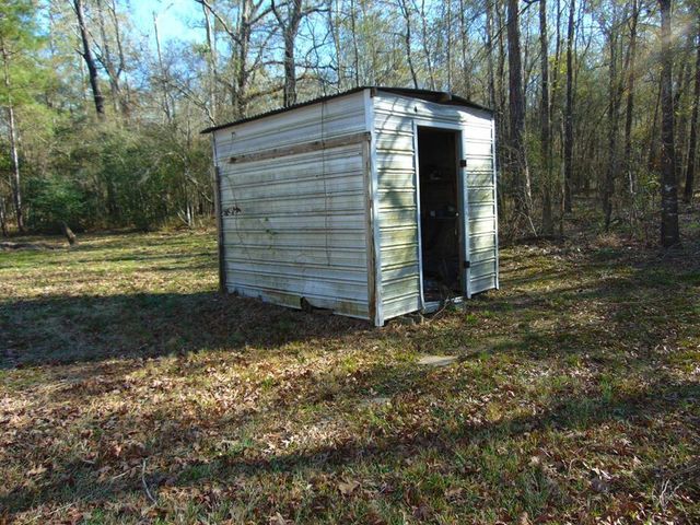 889 Rio Grande, Goodrich, TX 77351