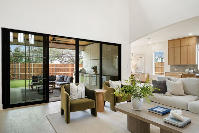 10917 Beauty Lane, Dallas, TX 75229