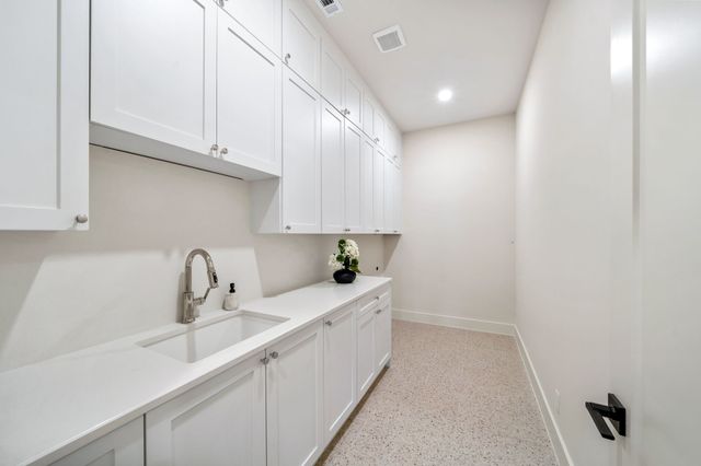 10917 Beauty Lane, Dallas, TX 75229