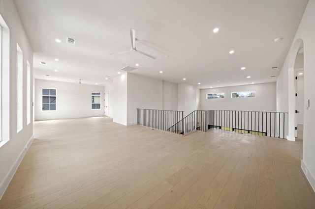 10917 Beauty Lane, Dallas, TX 75229