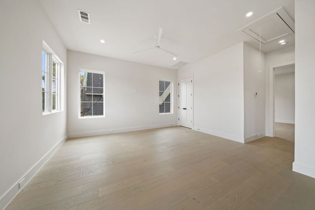 10917 Beauty Lane, Dallas, TX 75229