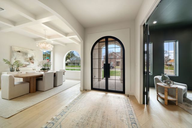 10917 Beauty Lane, Dallas, TX 75229