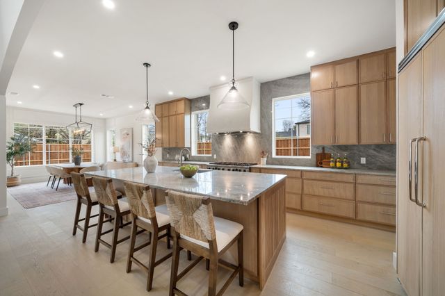 10917 Beauty Lane, Dallas, TX 75229