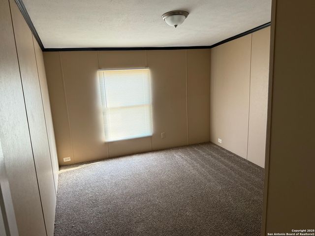 7481 dixon, Somerset, TX 78069