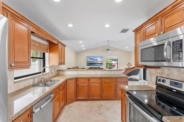 7207 NW 44 Street, Coral Springs, FL 33065