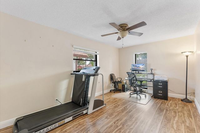 7207 NW 44 Street, Coral Springs, FL 33065