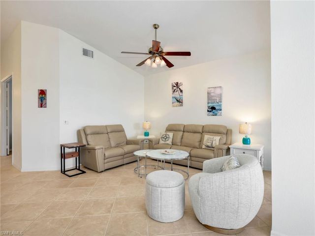 2590 Marshcreek LN 201, Naples, FL 34119