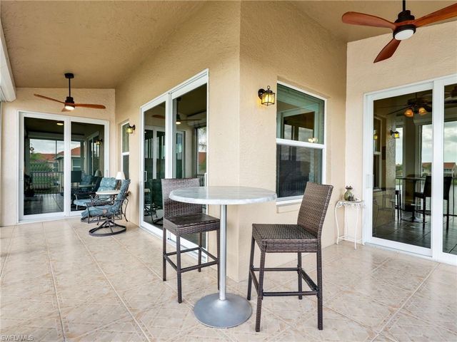 2590 Marshcreek LN 201, Naples, FL 34119