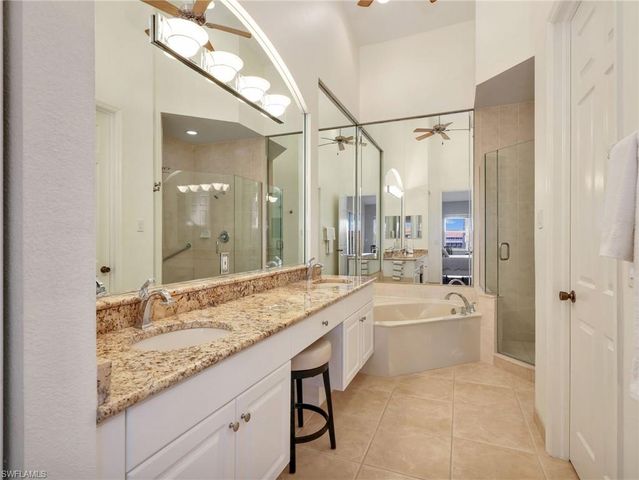 2590 Marshcreek LN 201, Naples, FL 34119