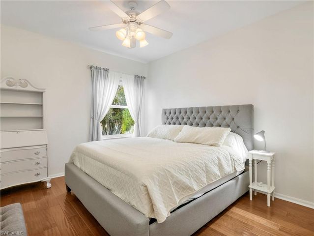 2590 Marshcreek LN 201, Naples, FL 34119