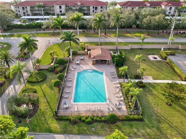 2590 Marshcreek LN 201, Naples, FL 34119