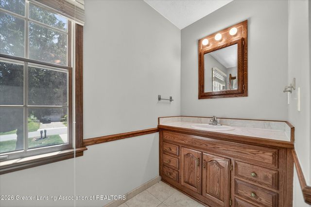 1600 Hillside Drive, Okemos, MI 48864