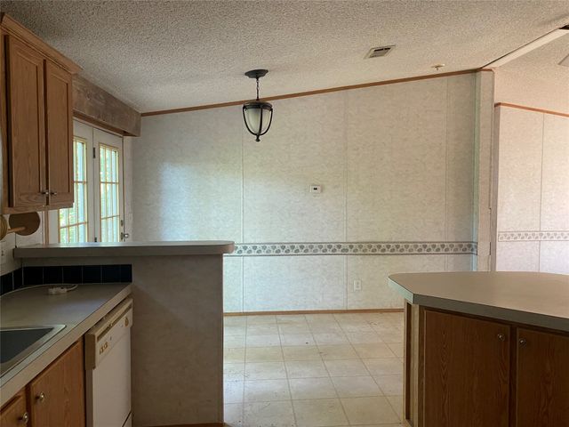 528 Vz County Road 1308, Canton, TX 75103