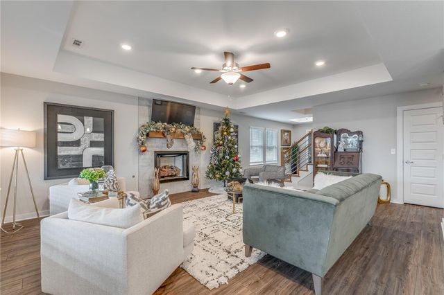 3 McCoy Circle, Bella Vista, AR 72715