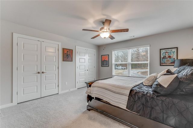 3 McCoy Circle, Bella Vista, AR 72715